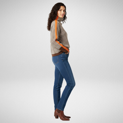 Collo alto a righe moderne